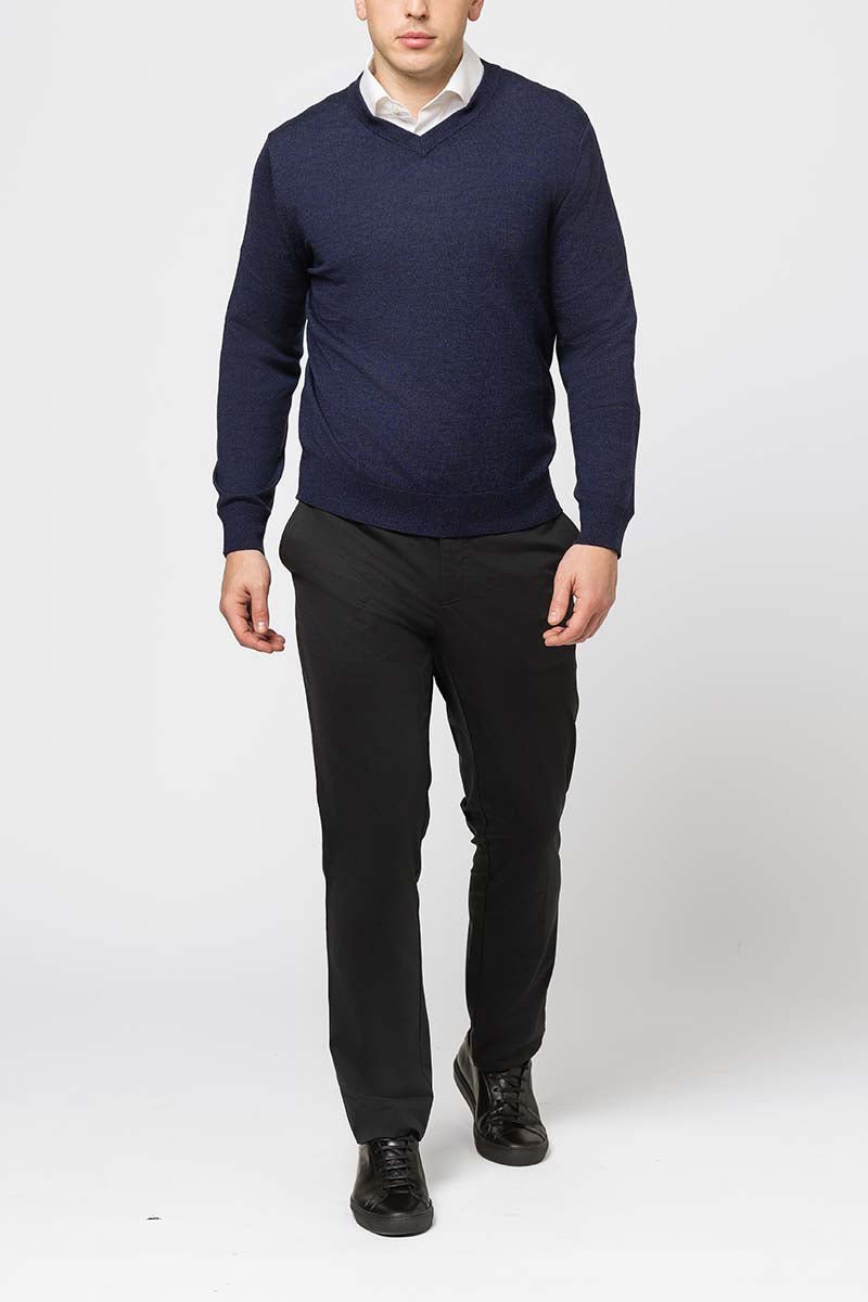 RAFFAELLO V-NECK SWEATER IN NAVY Emporio RAFFAELLO V-NECK SWEATER IN NAVY Emporio