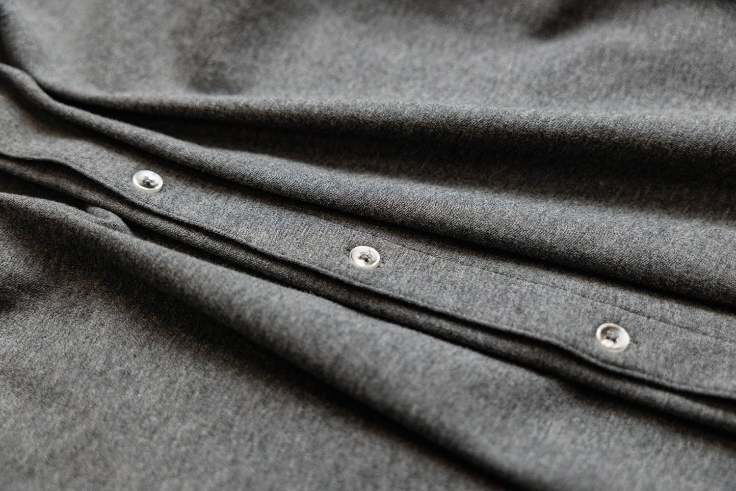 OLIVER FULL BUTTON POLO IN CHARCOAL - Emporio